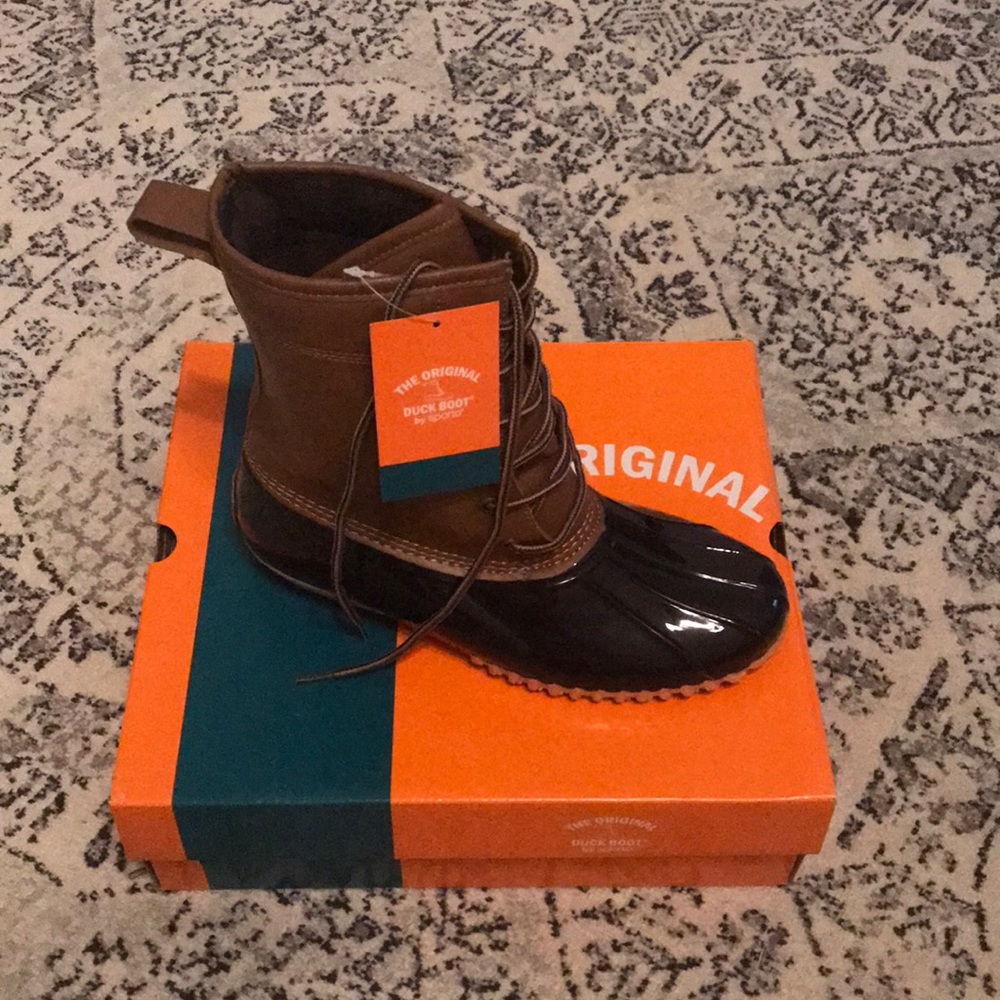 Navy/Tan Duck Boots